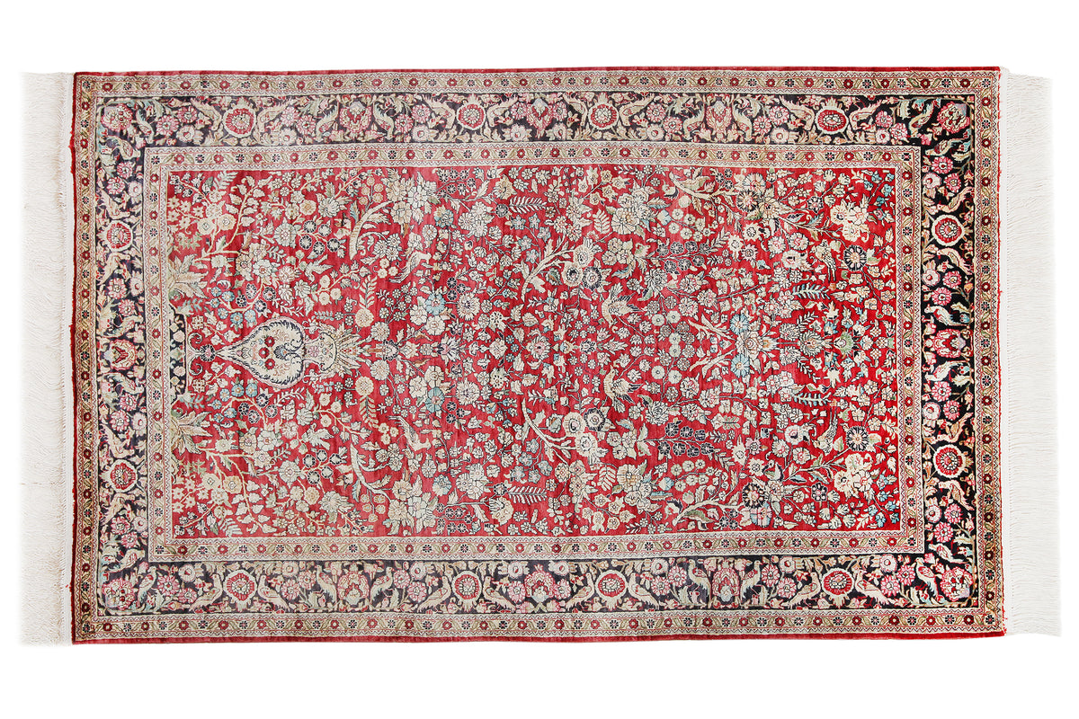 Oriental Mahal Rug